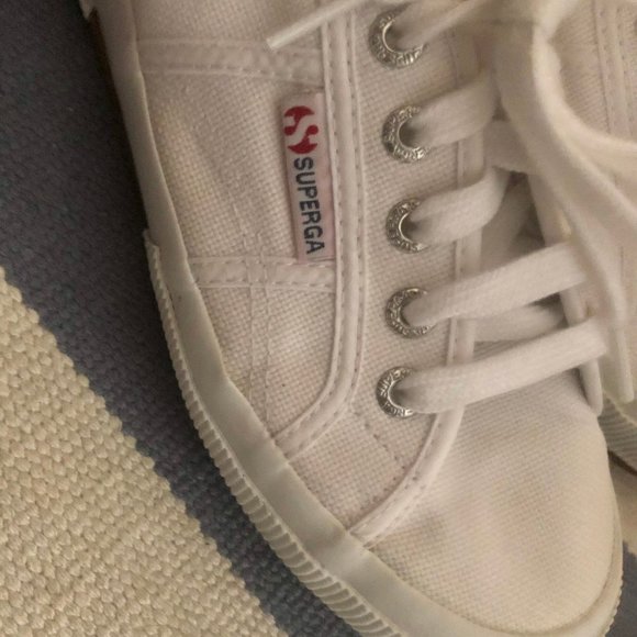Superga Classic Sneakers Size 6.5 Women's - Picture 3 of 3